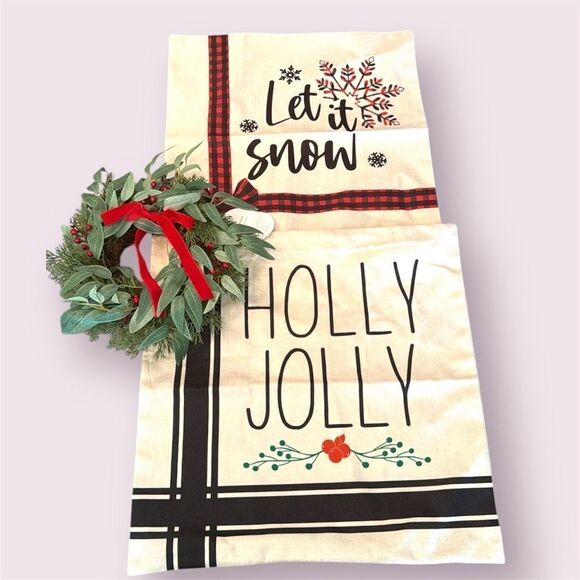 HOLIDAY Lot of 2 NEW Pillow Covers With Bonus Threshold NWT Wreath - Picture 1 of 11